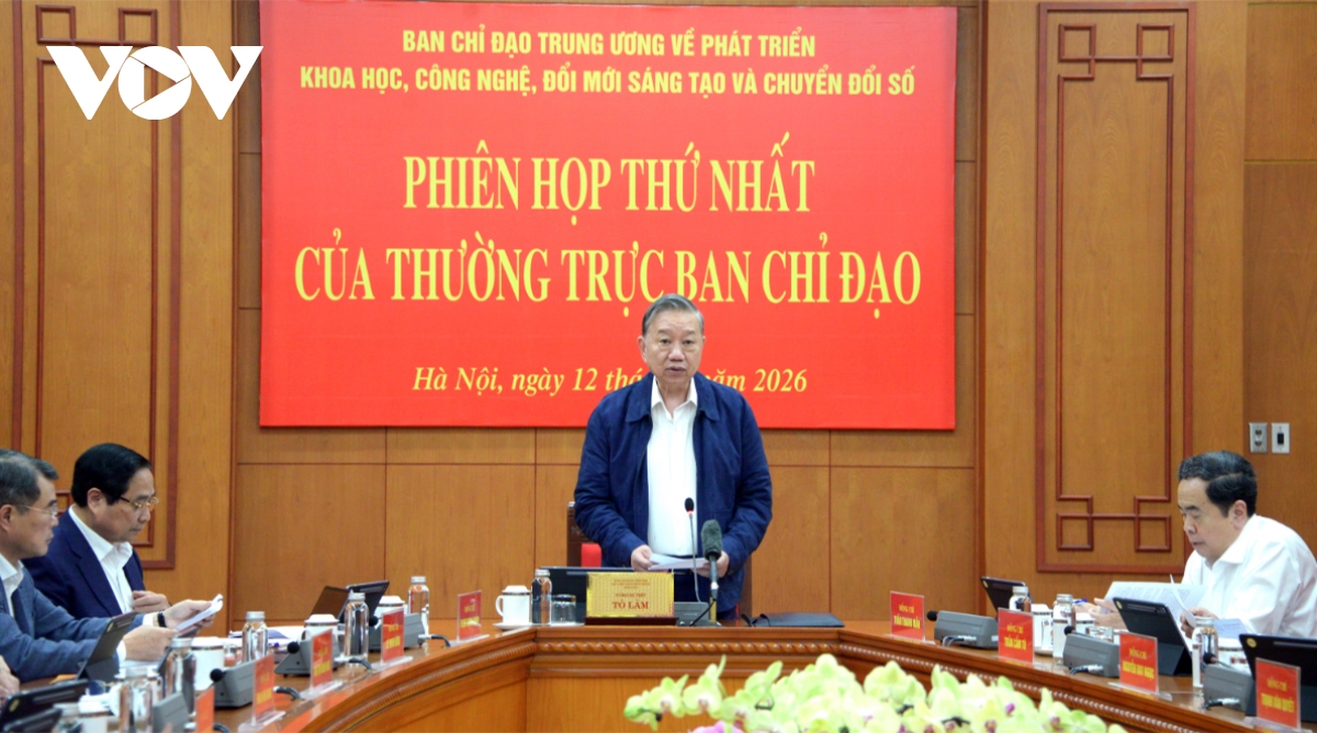 Party chief urges stronger push for science, technology and digital transformation